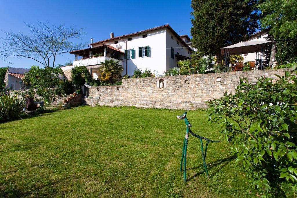 Apartments Garden Motovun Camera foto